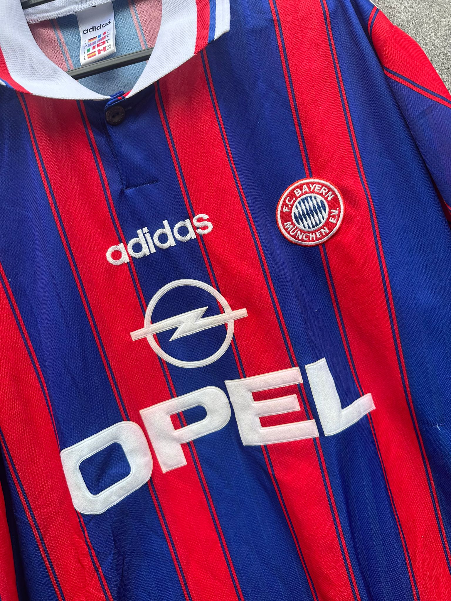 1995/1997 FC Bayern Munich Domicile (L)