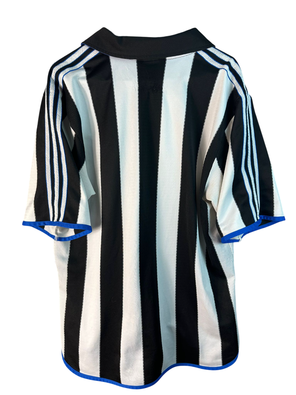 2000/2001 Newcastle Domicile (L)